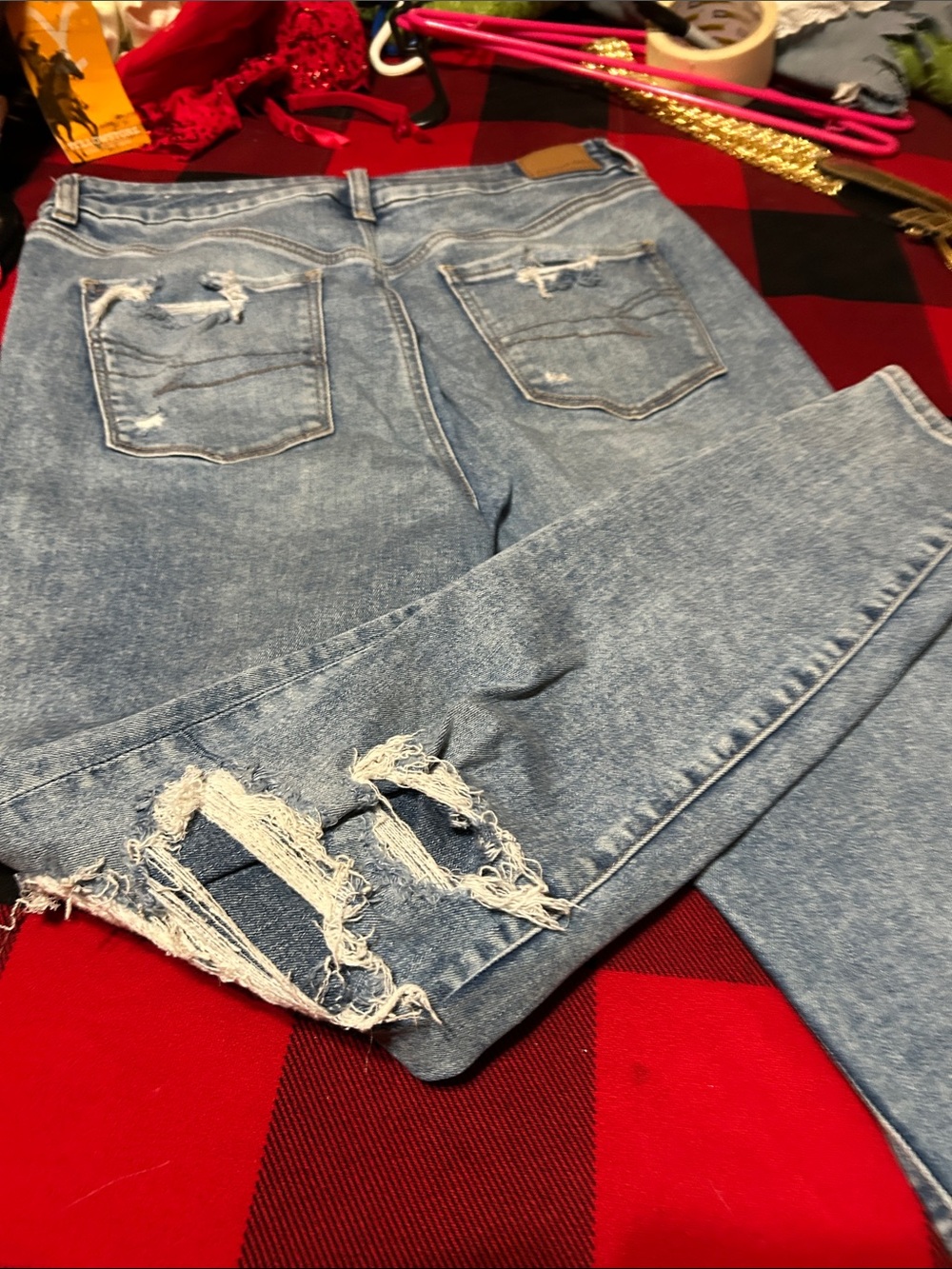 American Eagle Outfitters Men’s Distressed Light Blue Skinny Jeans - Picture 5 of 5